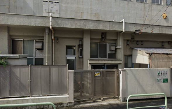 小学校　名古屋市立大須小学校（小学校）まで102m