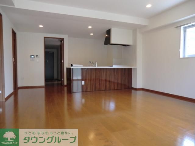 居室・リビング　角部屋２面採光・17.2帖大型LDK