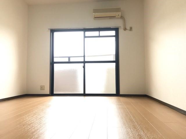 居室・リビング　居室