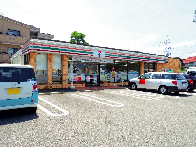 コンビニ　セブンイレブン 静岡上足洗店（コンビニ）まで550m
