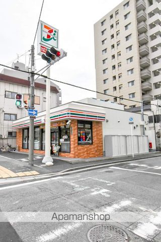 コンビニ　セブンイレブン（コンビニ）まで214m