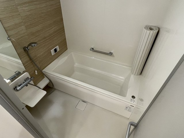 バス・シャワールーム　きれいなお風呂です