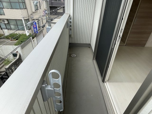 バルコニー　落ち着いた時間を過ごせるバルコニーです