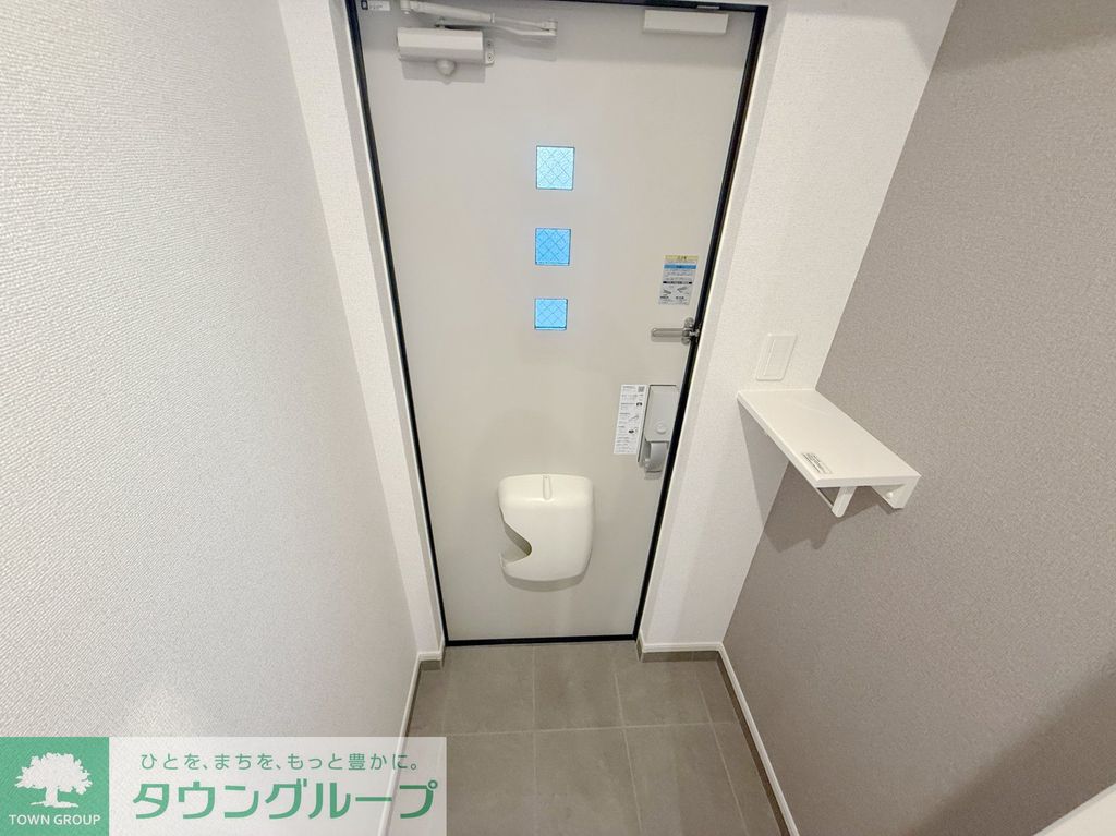 玄関　設備
