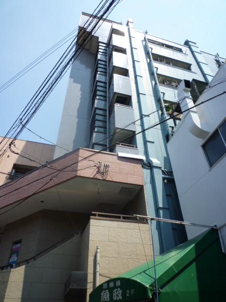 建物外観　★鉄骨造７階建て★