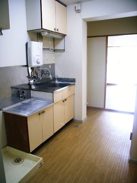 ボザール マンションの居間写真