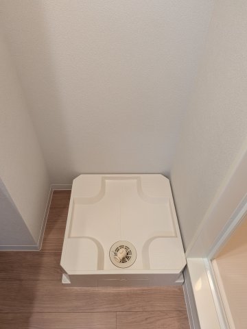 その他　室内洗濯機置場です