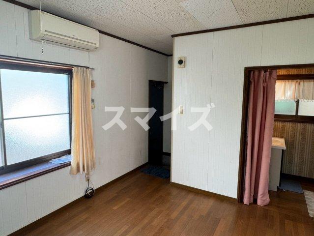 高尾野町 1DKアパートの居間写真