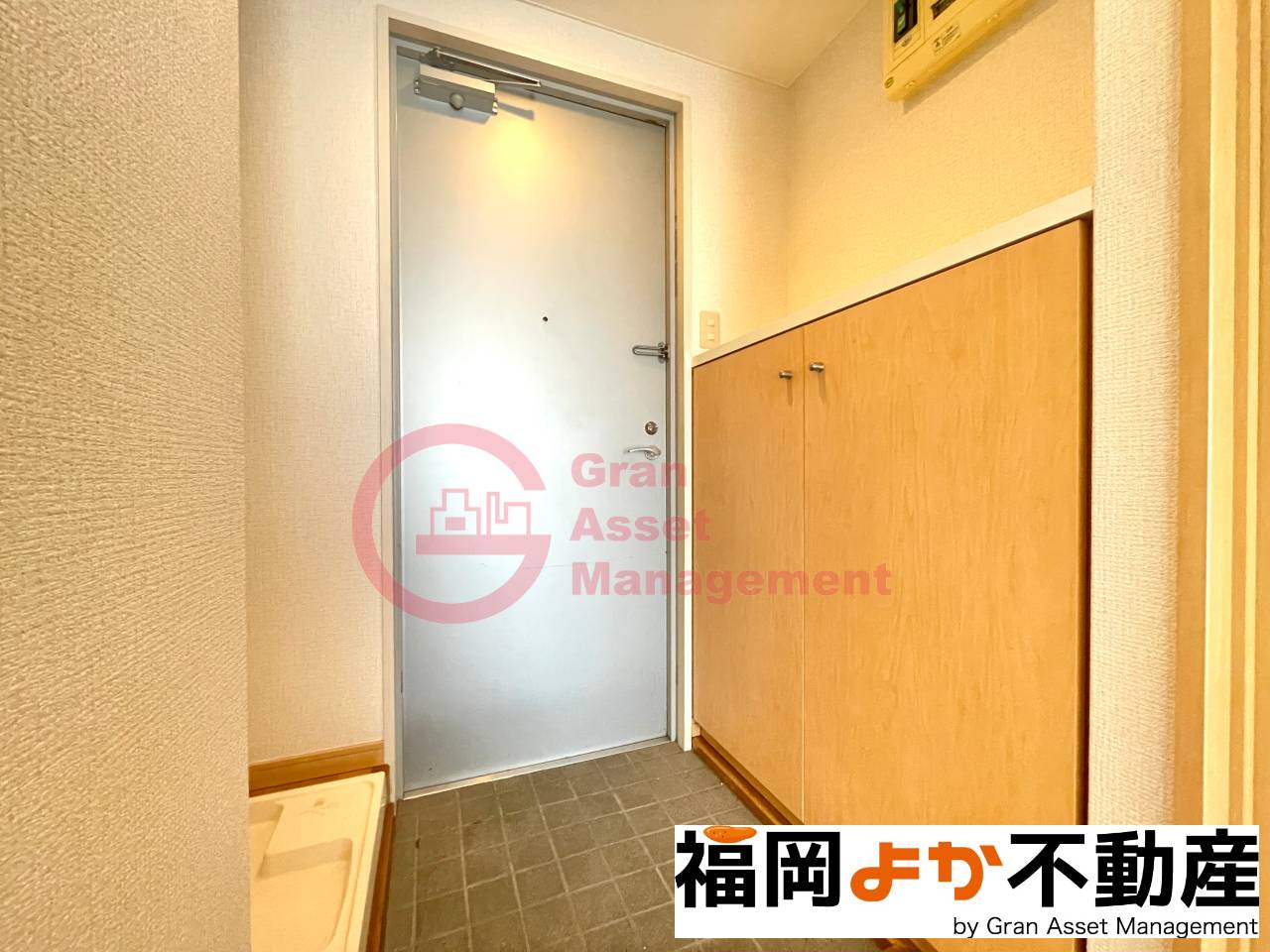 玄関　シンプルで使いやすい玄関です
