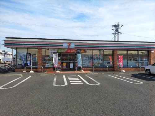 コンビニ　セブンイレブン 扶桑寺裏店（コンビニ）まで543m