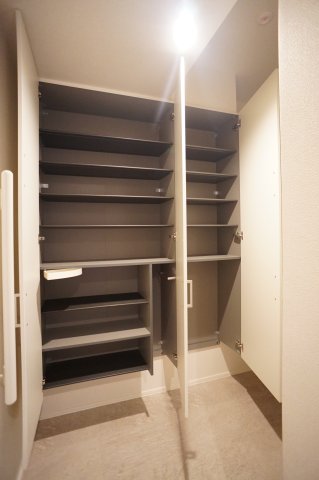 アルフラットの玄関写真