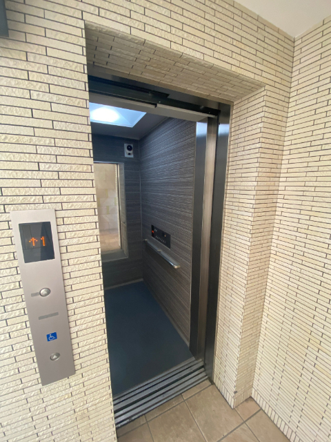 クレアドルーン伊丹の外観写真