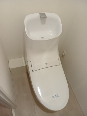 東京メトロ有楽町線 江戸川橋駅 徒歩5分 9階建 築6年のトイレ写真