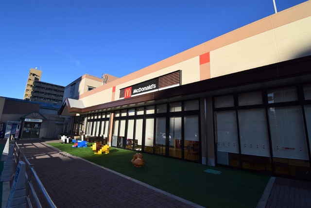 飲食店　マクドナルド南江口関西スーパー店（飲食店）まで400m