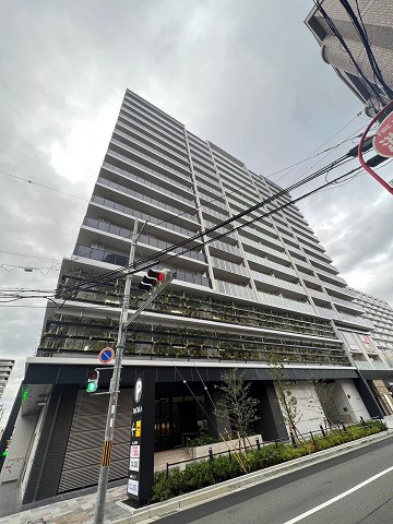 プラウド阪急塚口駅前の外観写真