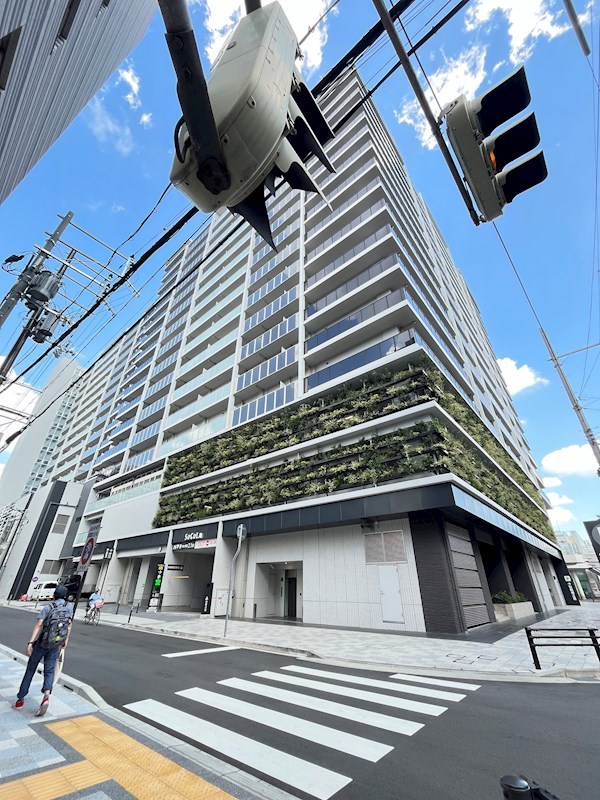 プラウド阪急塚口駅前の外観写真