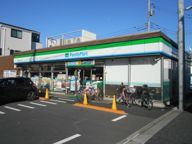 コンビニ　ファミリーマート練馬北町七丁目店（コンビニ）まで250m