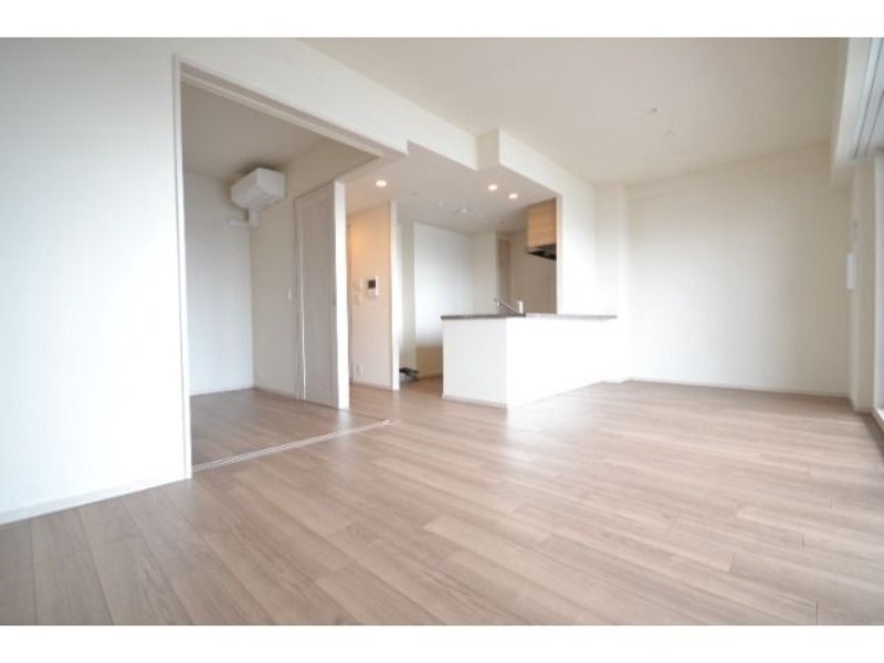 居室・リビング　※別部屋参考写真
