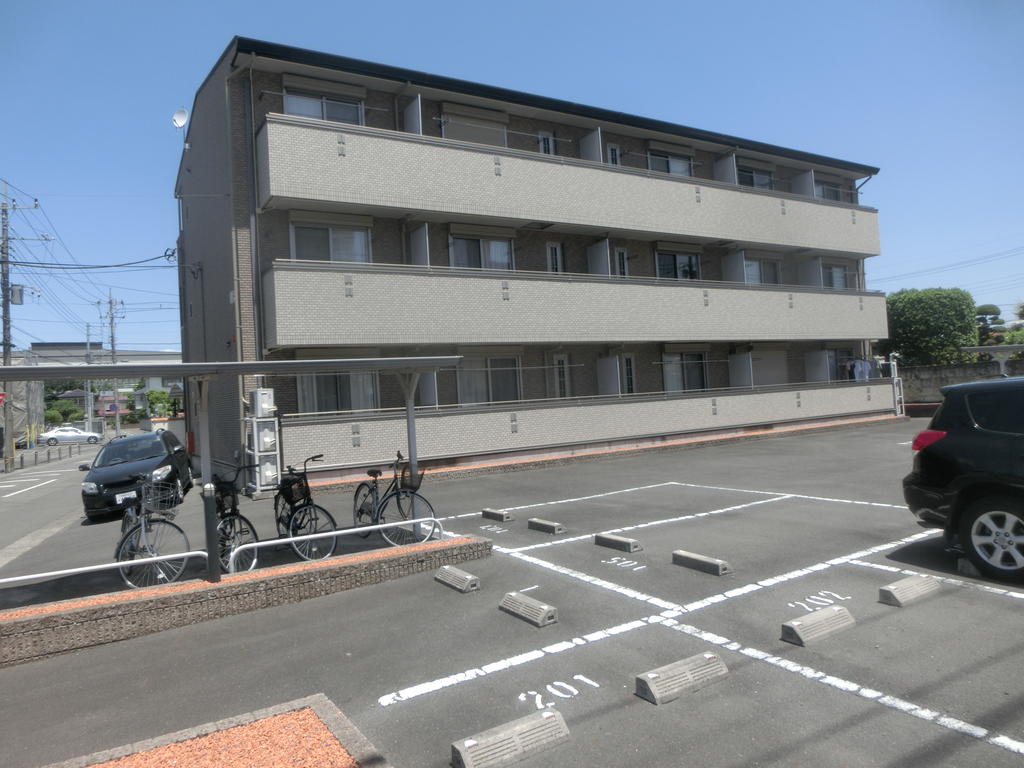 建物外観　建物外観