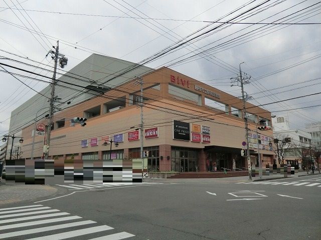 【藤枝市駅前のマンションのショッピングセンター】