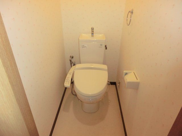【名古屋市守山区菱池町のマンションのトイレ】