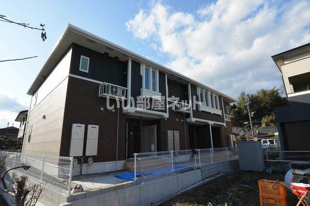 人吉市城本町のアパートの建物外観