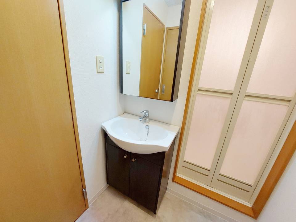 洗面設備　ドレッサー