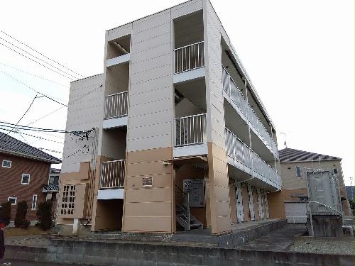 【レオパレスアベニューの建物外観】