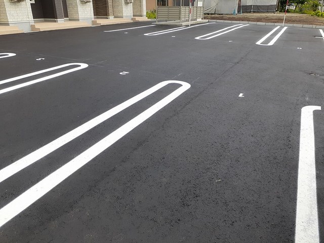 【ブリッサ砂川　Ｙの駐車場】