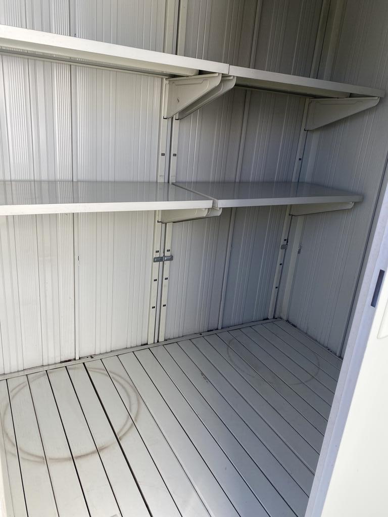 収納　駐車場内の専用物置