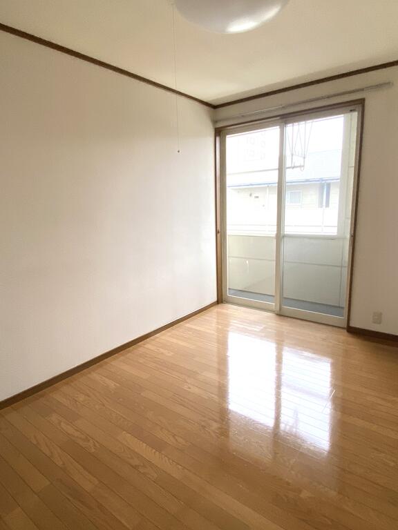 その他部屋・スペース　南側洋室