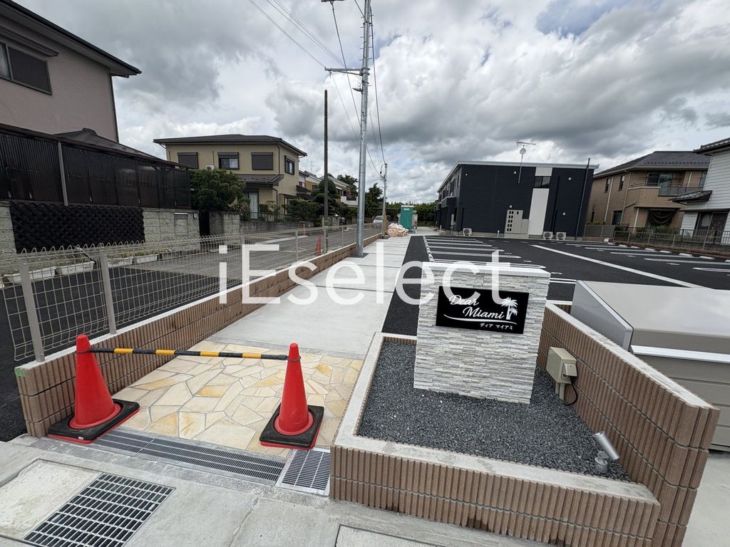 エントランス　お部屋へはこちらから