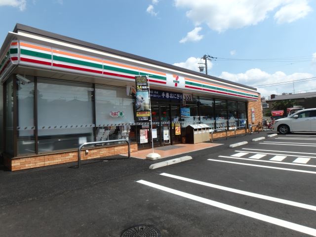 コンビニ　セブンイレブン（コンビニ）まで460m