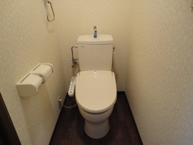 トイレ　シャワー付トイレ