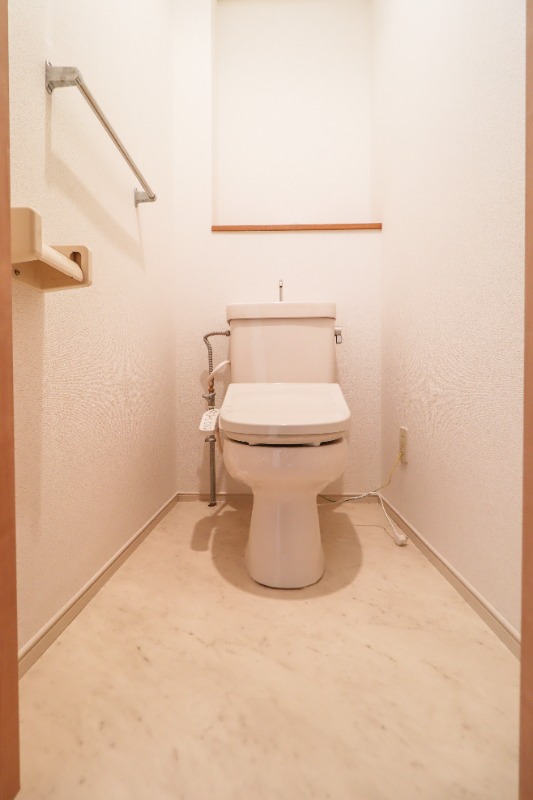 トイレ　図面と現状に相違がある場合には現状を優先