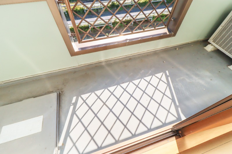 バルコニー　図面と現状に相違がある場合には現状を優先