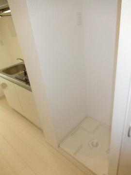 リブリ・茨木春日　その他　洗濯機置場