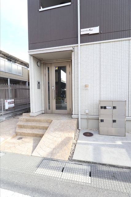 エントランス　エントランス