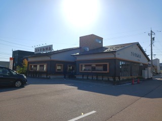 飲食店　ユトリ珈琲店 松任店（飲食店）まで260m