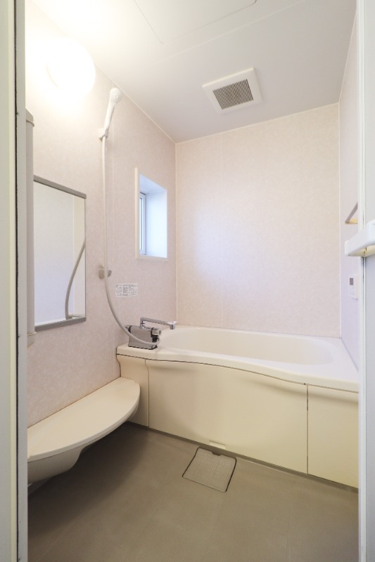 バス・シャワールーム　図面と現状に相違がある場合には現状を優先