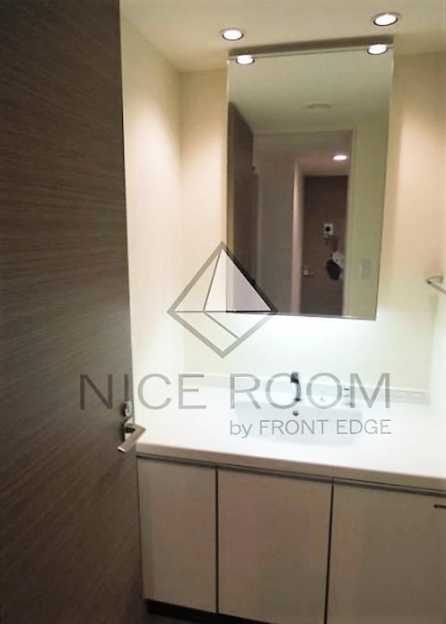 洗面設備　レジディア心斎橋ウエスト　独立洗面台