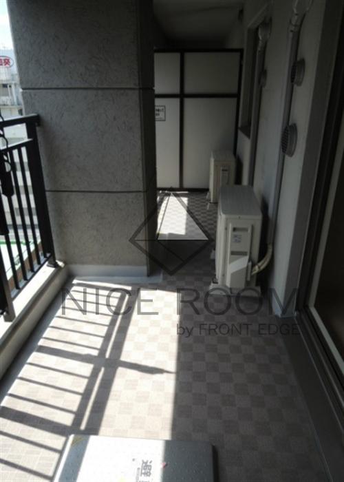 バルコニー　レジディア心斎橋ウエスト　バルコニー