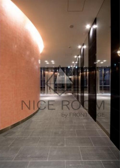 エントランス　レジディア心斎橋ウエスト　エントランス