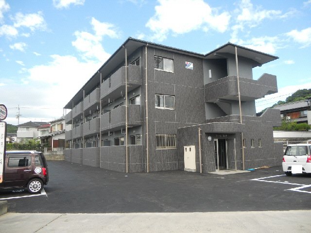 建物外観　完成写真