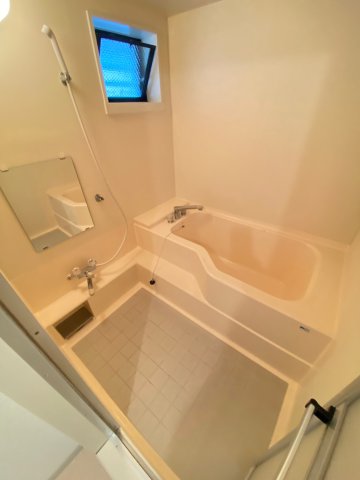 バス・シャワールーム　別号室の写真です。ご参考までに