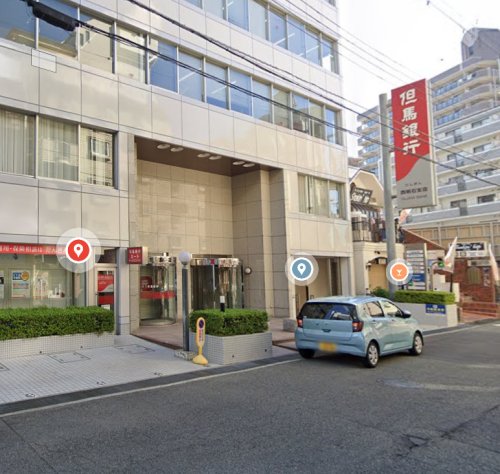 銀行　但馬銀行西明石支店（銀行）まで855m