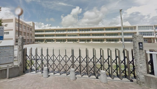 小学校　浜松市立舞阪小学校（小学校）まで1704m