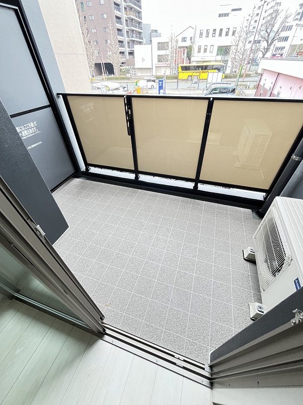 バルコニー　※掲載情報と物件の現況が異なる場合、現況を優先するものとしま