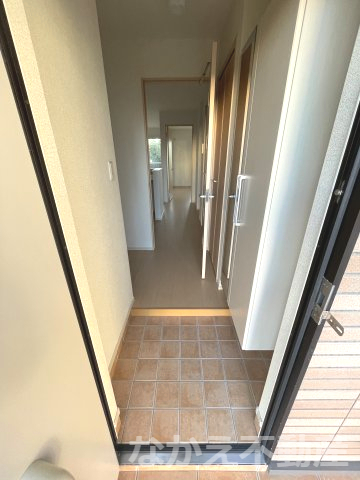 玄関　明るい玄関です