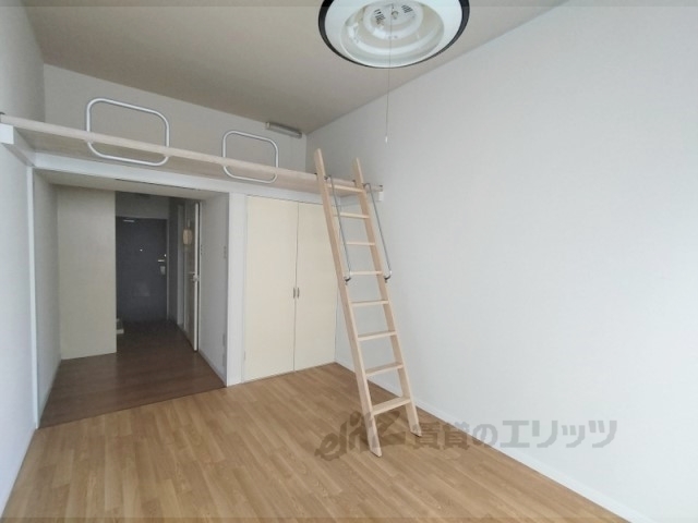 居室・リビング　洋室